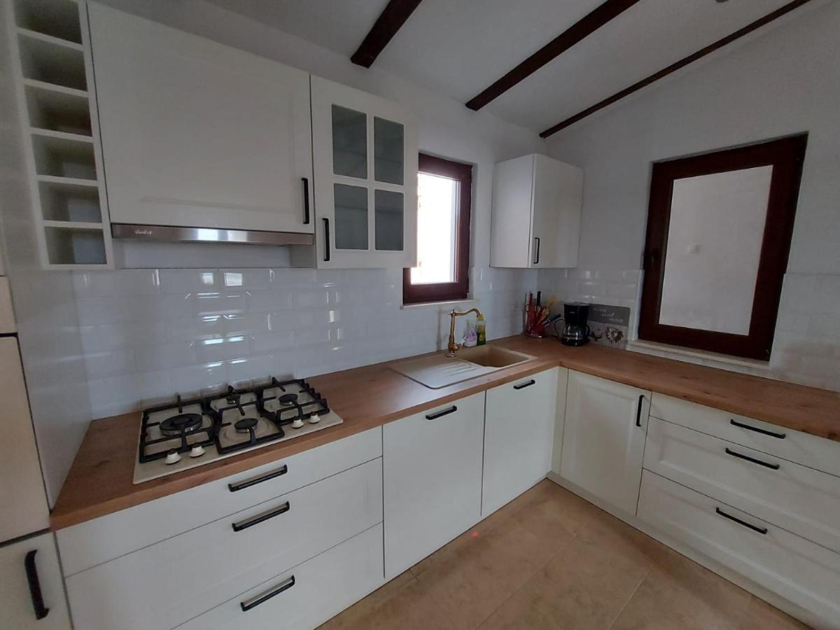 Holiday House Pag Зубовичі Екстер'єр фото