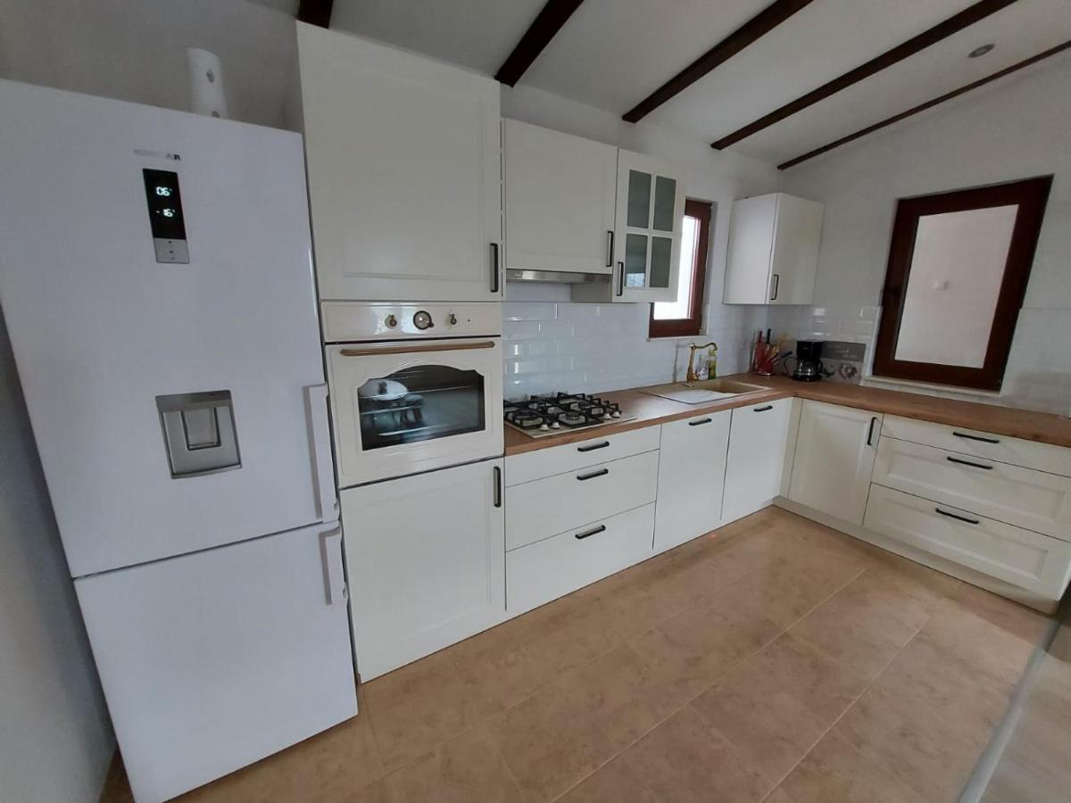 Holiday House Pag Зубовичі Екстер'єр фото