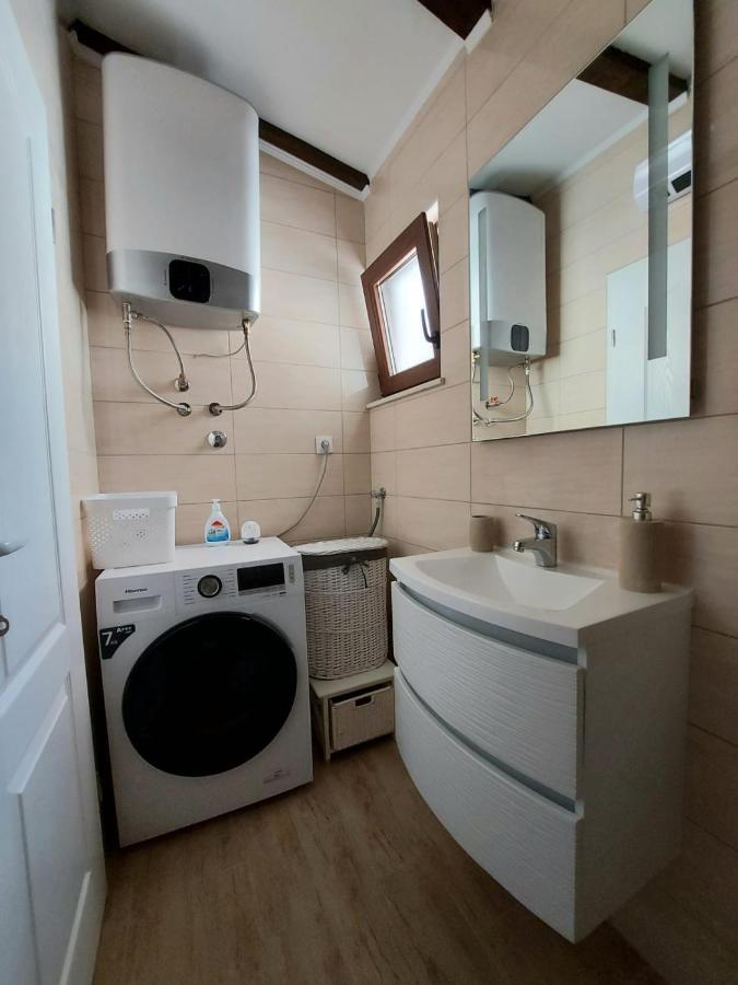 Holiday House Pag Зубовичі Екстер'єр фото
