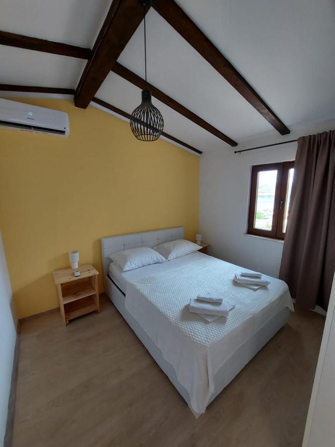Holiday House Pag Зубовичі Екстер'єр фото