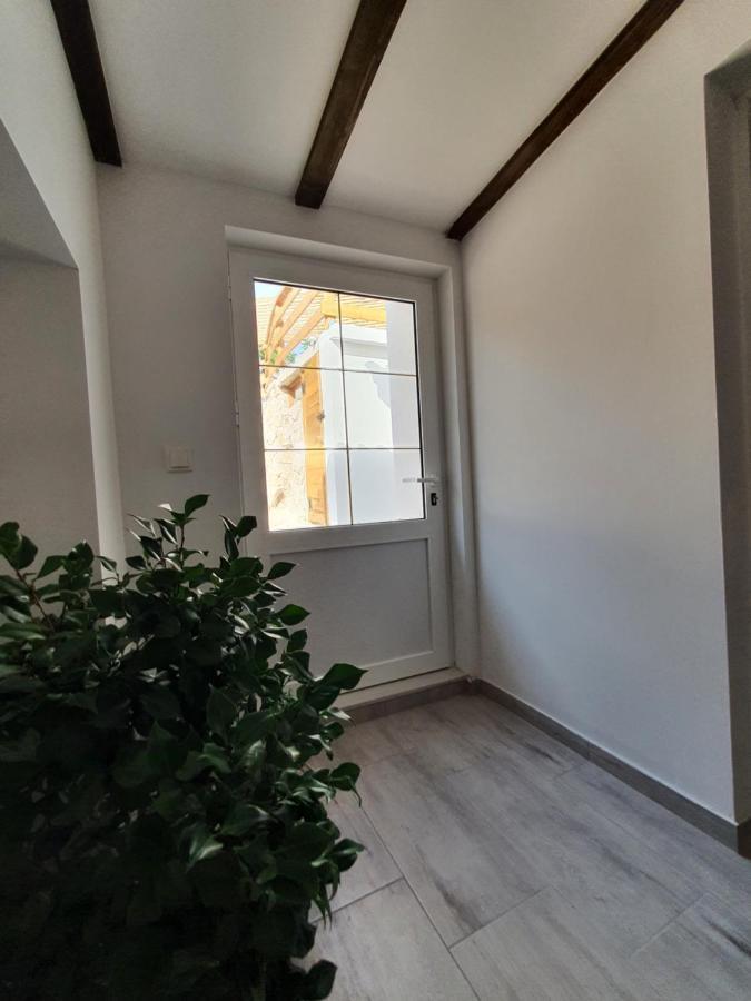 Holiday House Pag Зубовичі Екстер'єр фото