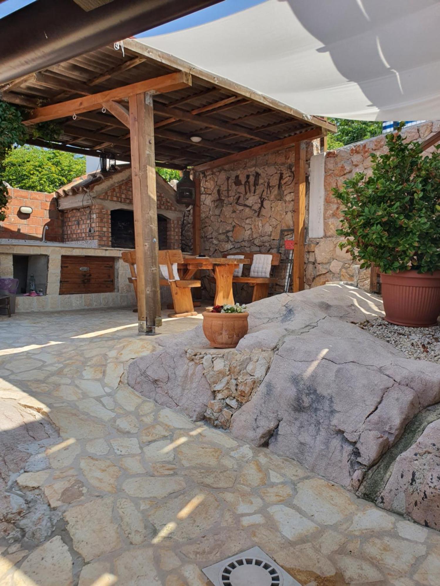 Holiday House Pag Зубовичі Екстер'єр фото